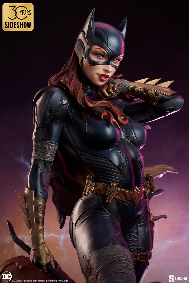 Batgirl Premium Format™ Figure