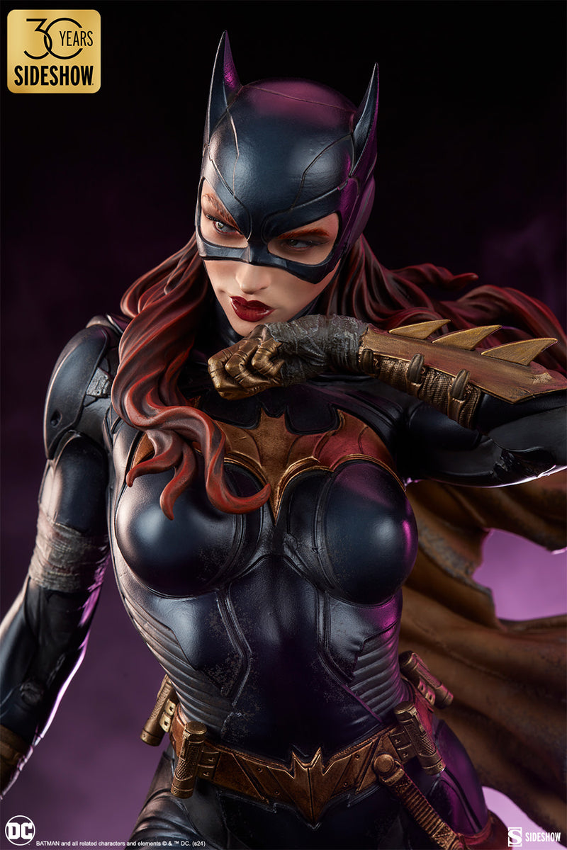 Batgirl Premium Format™ Figure