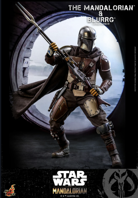 Mandalorian™ & Blurrg™ Sixth Scale Figure Set by Hot Toys