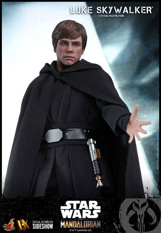 Luke Skywalker Sixth Scale Figure by Hot Toys